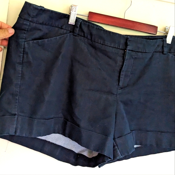 Mossimo Denim Color Blue Shorts- Size 18 - Picture 1 of 3